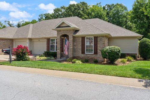 18 Highland Pkwy, Bella Vista, AR, 72715-2383 | Card Image