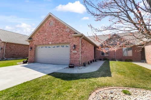 1915 Dunraven Rd, Bloomington, IL, 61704-9705 | Card Image