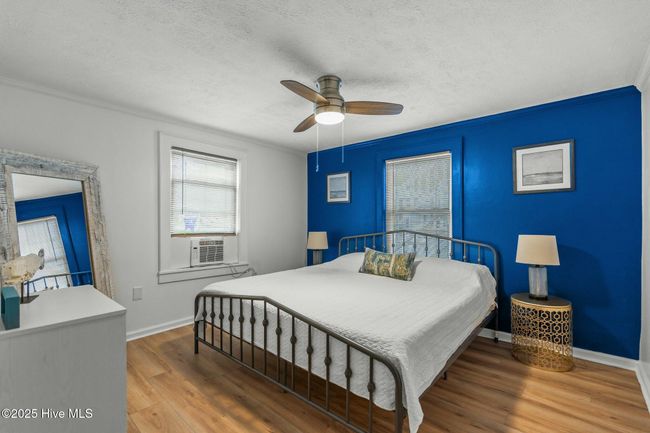409 Monroe Ave, Home with 7 bedrooms, 3 bathrooms and null parking in Carolina Beach NC | Image 16