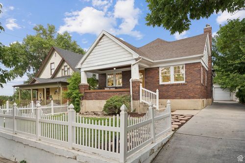 1011 800, Salt Lake City, UT, 84102-3701 | Card Image