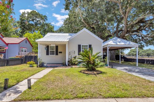 193 Saint George Ave, Biloxi, MS, 39530-3430 | Card Image