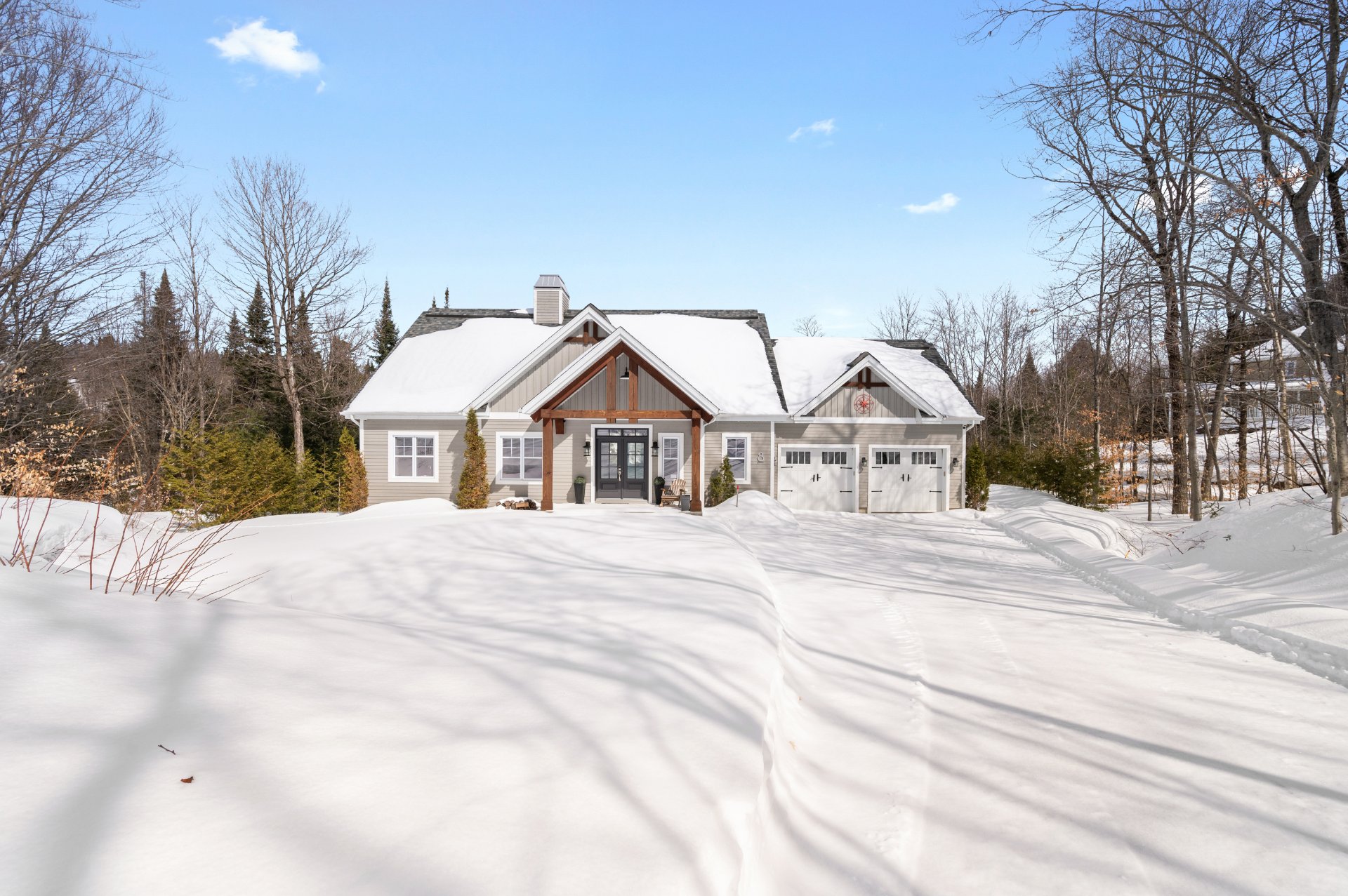 Residential in Mille-Isles 5