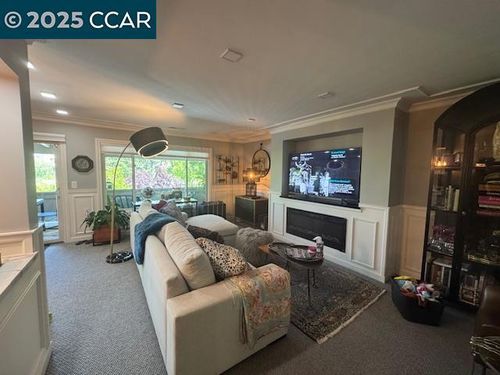 apt-5-1345 Singingwood Ct, Walnut Creek, CA, 94595-3247 | Card Image