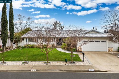 875 Brittany Ln, Concord, CA, 94518-3409 | Card Image
