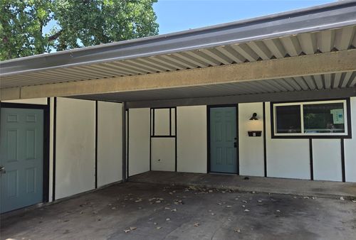 b-500 Magnolia St, Arlington, TX, 76012-5070 | Card Image