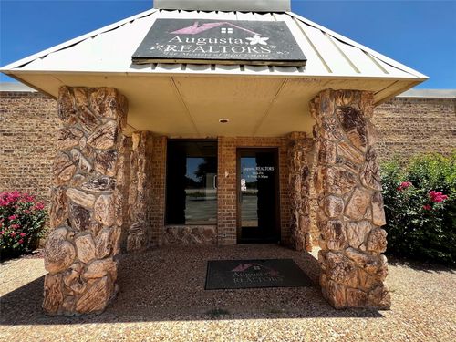 b-2481 S Danville Dr, Abilene, TX, 79605-6413 | Card Image