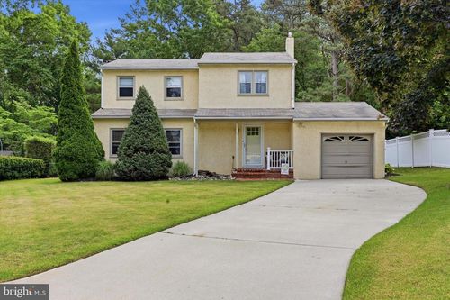 7 Pin Oak Ct, Blackwood, NJ, 08012-2320 | Card Image