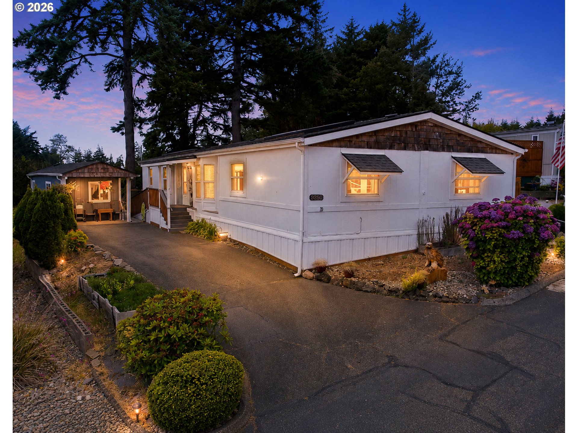 Residential in CoosBay 3