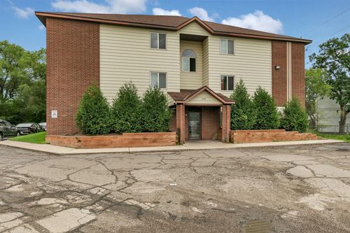1416 6th Avenue S, Saint Cloud, MN, 56301 | Card Image