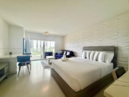 309-19201 Collins Ave, Sunny Isles Beach, FL, 33160-2202 | Card Image