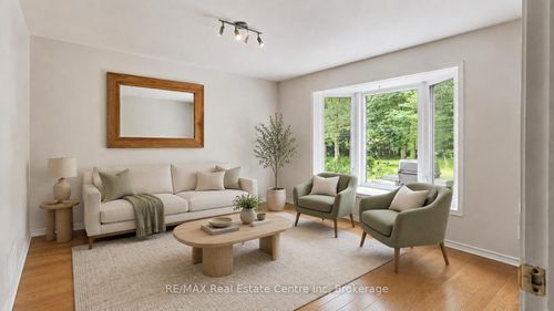 27 Elmhurst Cres, Guelph, ON, N1H6C8 | Card Image