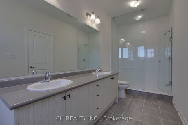 2610 Hibiscus Dr, House attached with 3 bedrooms, 3 bathrooms and 1 parking in Pickering ON | Image 28