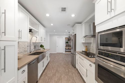 12254 Montego Plz, Dallas, TX, 75230-1720 | Card Image