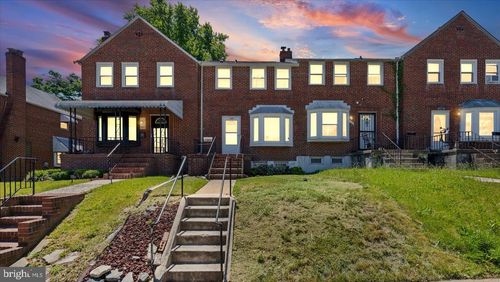 1805 Crestview Rd, BALTIMORE, MD, 21239-3206 | Card Image