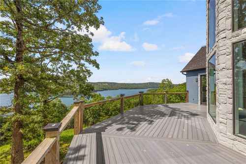 444 Beaverview Dr, Eureka Springs, AR, 72631-8721 | Card Image
