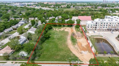 1100 Willowwood St, Denton, TX, 76205 | Card Image