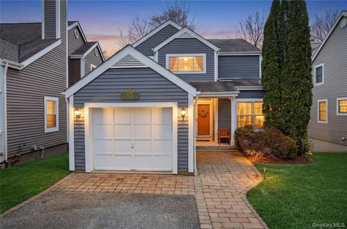 113 Hitching Post Ln, Yorktown Heights, NY, 10598-2828 | Card Image