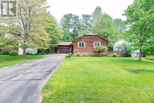 11 Banting Dr, House other with 4 bedrooms, 2 bathrooms and 5 parking in Deep River ON | Image 35