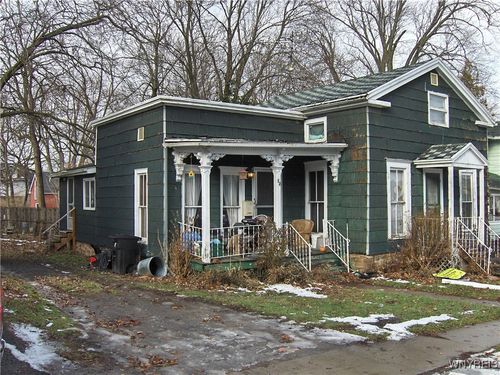 12 N Liberty Street, Albion, NY, 14411 | Card Image