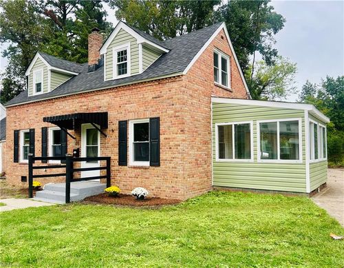 46 Langston Blvd, Hampton, VA, 23666-4643 | Card Image