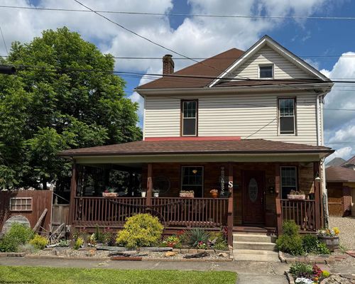 15 Locust Street, Elkins, WV, 26241 | Card Image