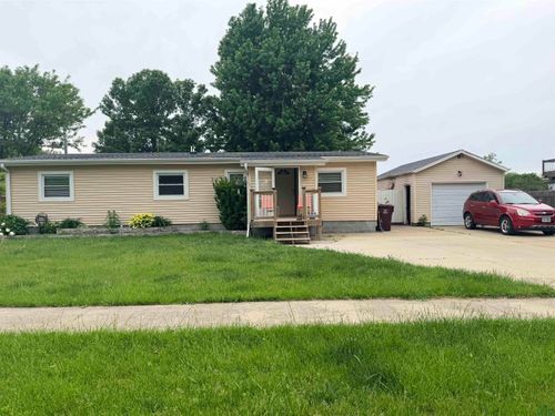 609 8th Ave, South Sioux City, NE, 68776-1553 | Card Image