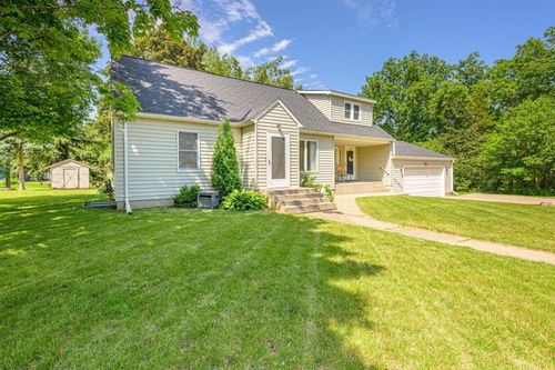 575 Borg Rd Se, Cokato, MN, 55321-4257 | Card Image