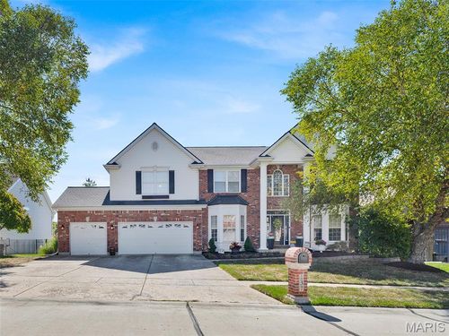 137 Barrington Lake Dr, Dardenne Prairie, MO, 63368-7285 | Card Image