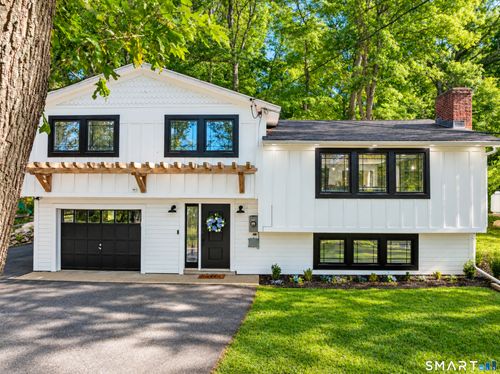 52 Stonybrook Rd, Gales Ferry, CT, 06335-1050 | Card Image