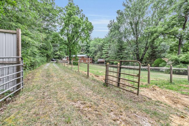 5000 Sawyer Rd, House other with 3 bedrooms, 2 bathrooms and null parking in Signal Mountain TN | Image 34