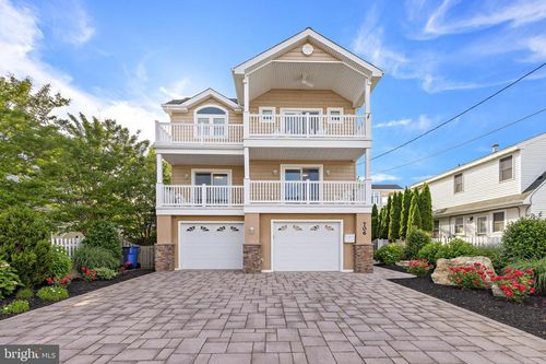 706 S Bay Ave, BEACH HAVEN, NJ, 08008-1608 | Card Image