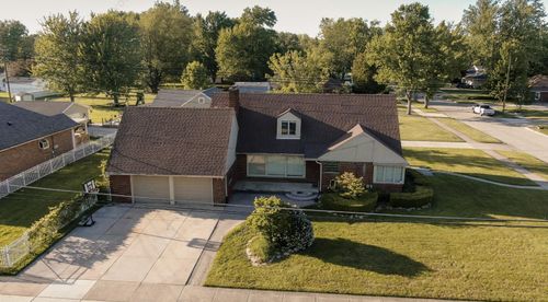 30007 Maison St, Saint Clair Shores, MI, 48082-1612 | Card Image