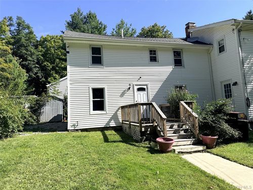 27 Gatto Dr, Mount Kisco, NY, 10549-2103 | Card Image