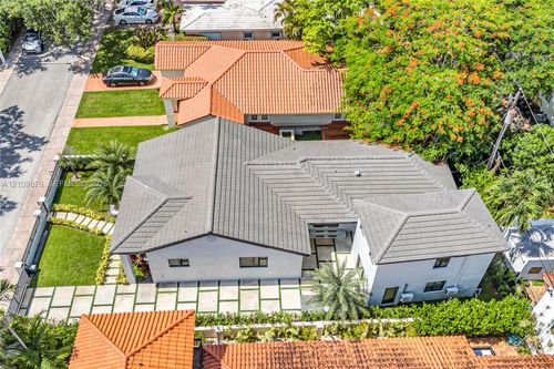 1205 Wallace St, Coral Gables, FL, 33134-2492 | Card Image