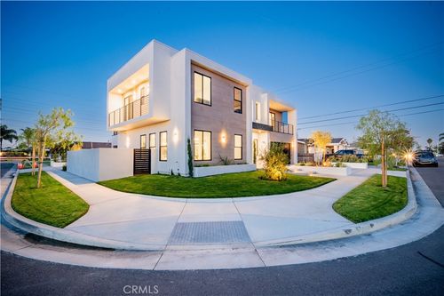 9541 Pollack Dr, Huntington Beach, CA, 92646-2813 | Card Image