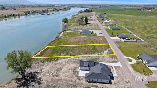 TBD 250 ln E Lot 7 Block 2, Rupert, ID, 83350 | Card Image
