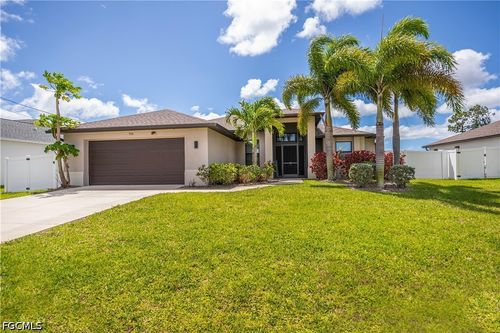 910 Sw 12th Ter, Cape Coral, FL, 33991-2654 | Card Image