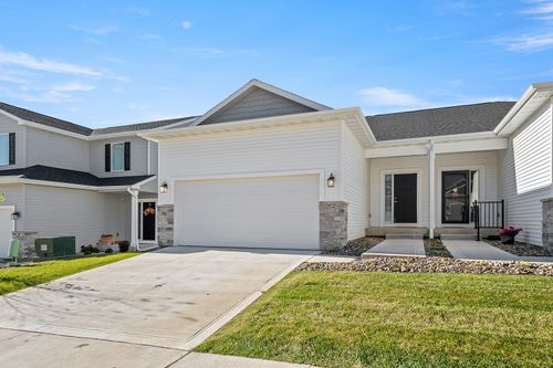 54 Keeneland Ct, Pleasant Hill, IA, 50327-1201 | Card Image