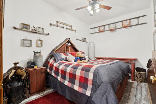 811 Gunder Road Estates Blvd., House other with 3 bedrooms, 2 bathrooms and null parking in Clermont IA | Image 28