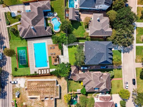 3735 Tartan Ln, Houston, TX, 77025-2409 | Card Image