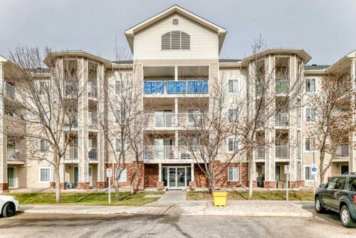 1312-17 Country Village Bay Ne, Calgary, AB, T3K5Z3 | Card Image