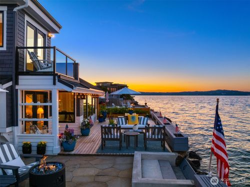 15670 Ne Point Monroe Drive, Bainbridge Island, WA, 98110 | Card Image