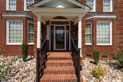 509 Wentworth Farm Cir, Boiling Springs, SC, 29316-7723 | Card Image