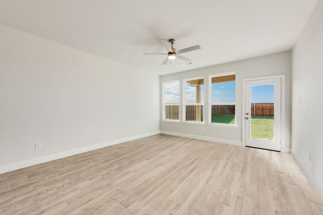 3206 Lucia Way, House other with 4 bedrooms, 3 bathrooms and null parking in Princeton TX | Image 9