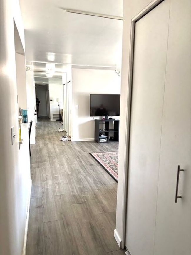 UNIT-82 - 32080 Grand River Ave, Condo with 2 bedrooms, 2 bathrooms and null parking in Farmington MI | Image 14