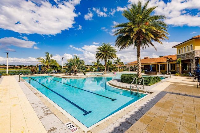 11560 Tapestry Ln, House other with 3 bedrooms, 3 bathrooms and null parking in Venice FL | Image 64