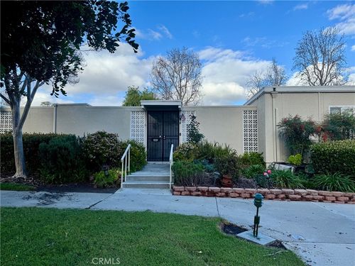 c-589 Avenida Majorca, Laguna Woods, CA, 92637-6768 | Card Image