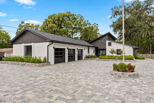 8833 Sanchez Rd, JACKSONVILLE, FL, 32217-4730 | Card Image