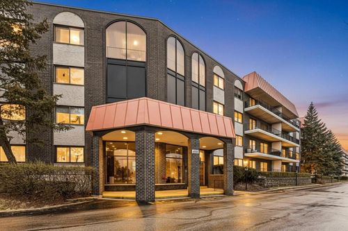 410-4901 Golf Rd, Skokie, IL, 60077-1419 | Card Image