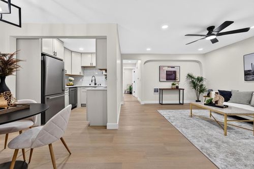 9-3215 44th St, San Diego, CA, 92105 | Card Image